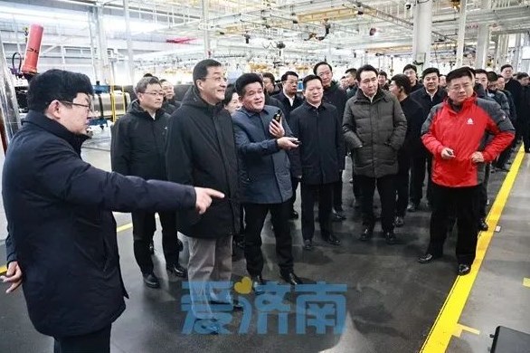 济南重大项目现场观摩活动走进临工重机！