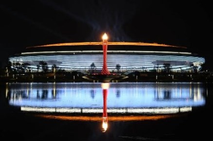 大运会火炬塔背后的坚实保障｜徐工高空作业车担护火重任