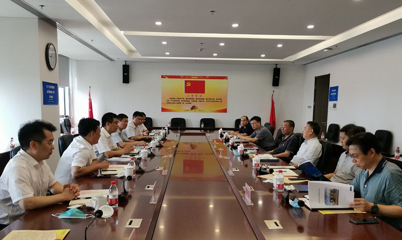 王珂平与中国铁路设计集团党委书记、董事长刘为群举行会谈