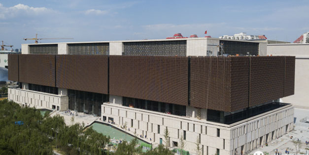 北京城建集团领导调研中国工艺美术馆项目