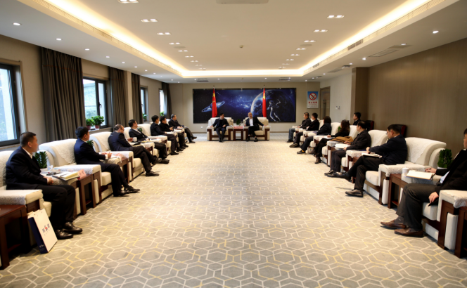 陕建集团与西安航天基地管委会座谈交流