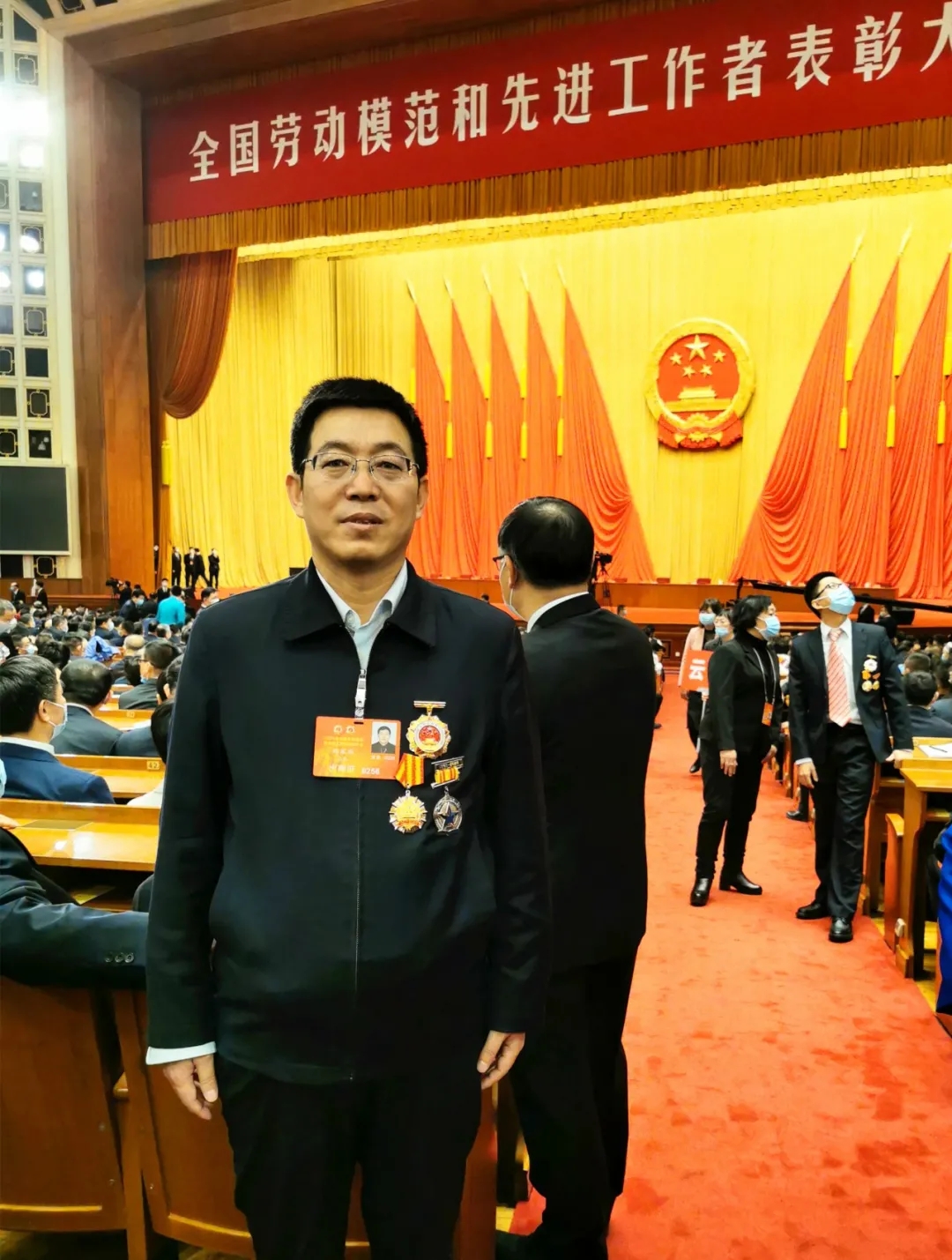 中铁十二局员工刘军华获授“全国劳动模范”