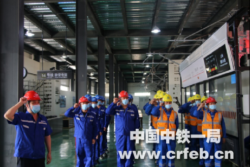 中铁一局电务公司上海地铁14号线通号项目开展安全综合应急演练
