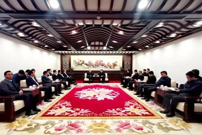 陈云与吉林省、长春市领导举行会谈