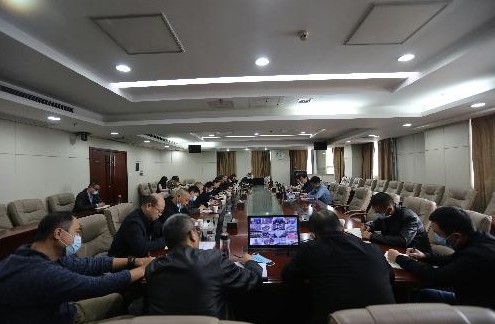 公司组织学习贯彻十九届五中全会精神