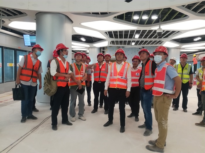 朱瑞喜在深圳地铁检查指导工作