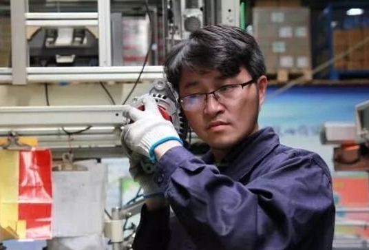 喜报！员工闵黎明荣获2020年国务院政府特殊津贴