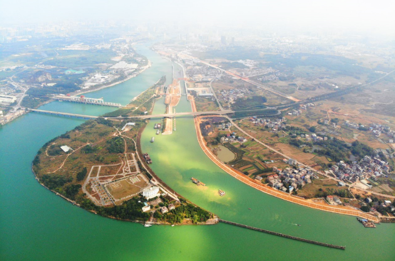登上新闻联播！四航局参建的贵港航运枢纽二线船闸工程建成通航