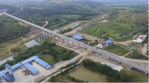湖北“一号工程”启动复工键 建设进入快车道