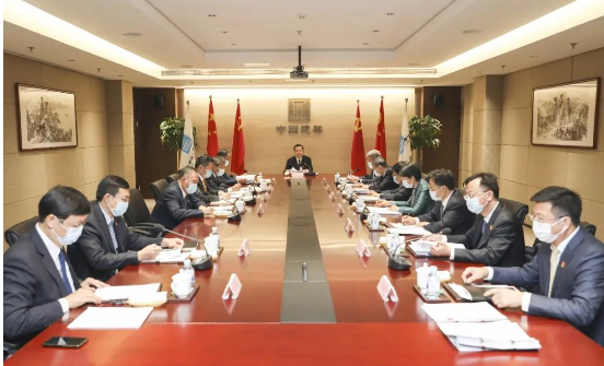 中建集团召开党组会议，学习贯彻习近平总书记重要讲话精神，研究部署集团学习宣传贯彻五中全会精神实施方案