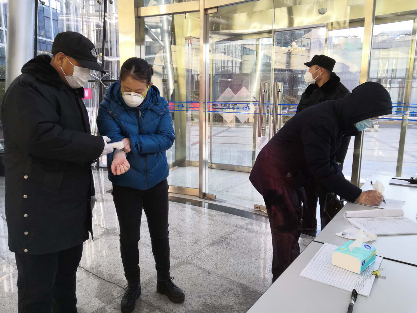 复工第一天如何度过？集团公司多项保障举措让职工安心