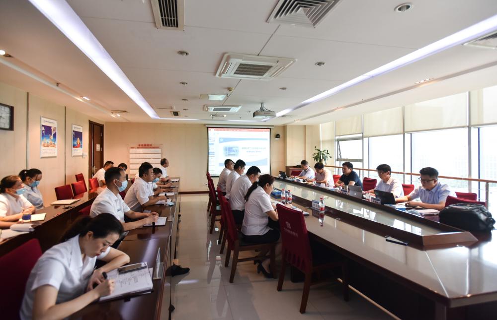 李献林一行到公司本部督导检查二次经营及亏损项目治理工作