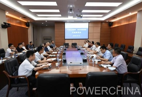 丁焰章拜会重庆高速集团董事长滕英明