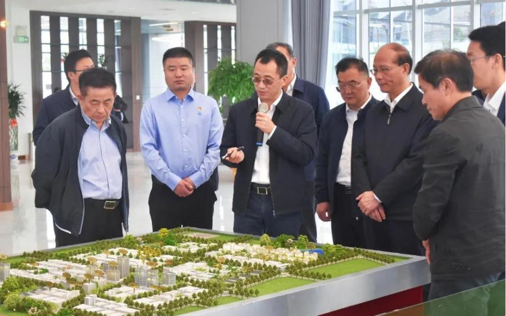 南昌市委书记吴晓军调研江西进贤高端医疗器械产业园建设项目工程