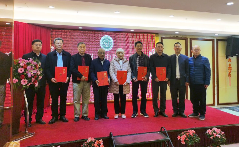 依依校友心，浓浓母校情 ——美科董事长出席惠州市第一中学校友会年度总结大会暨校友会名誉会长聘任仪式