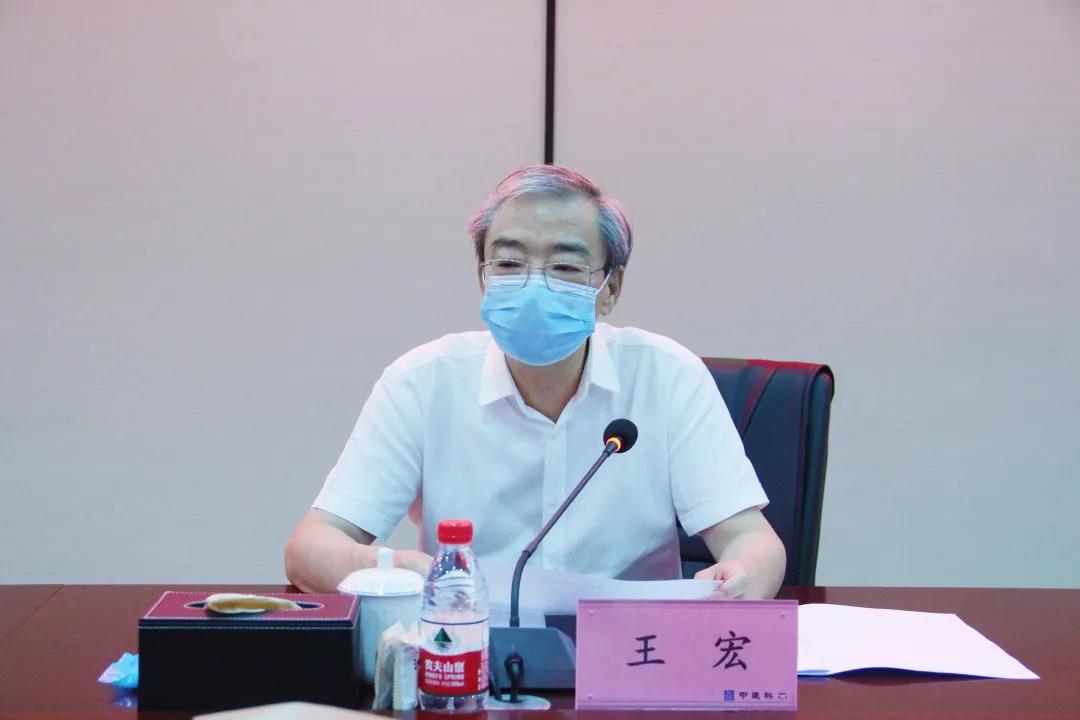 王宏调研湖北公司
