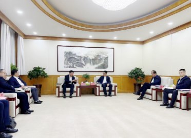 公司总经理缪爱华一行赴石家庄市考察交流
