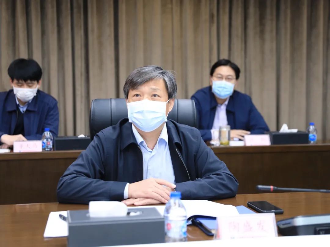 陶盛发董事长会见天津市西青区委区政府主要领导
