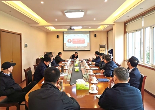 公司党委中心组集中学习研讨十九届五中全会精神