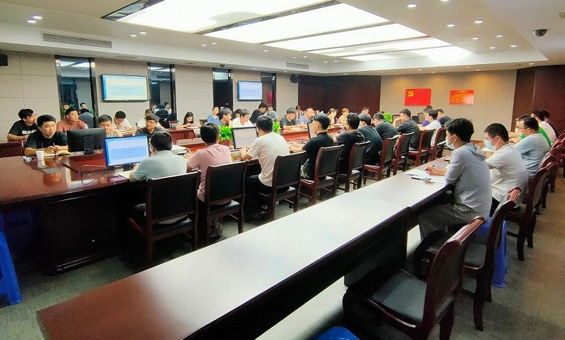 江苏华发装饰公司开展室内装饰设计及建筑装饰规范专题讲座