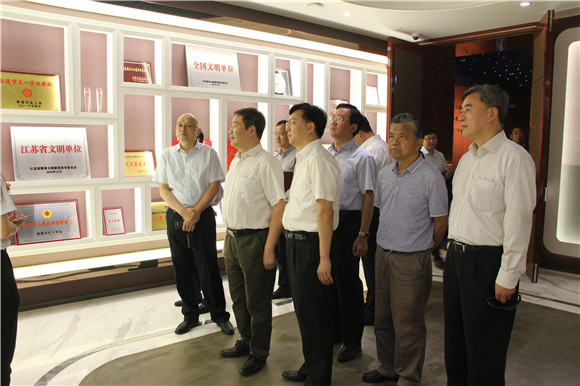 省政协副主席麻建国一行来南通四建考察调研