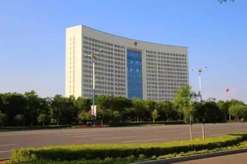 朱广侠、高文华拜访内蒙古自治区党委书记、人大常委会主任石泰峰