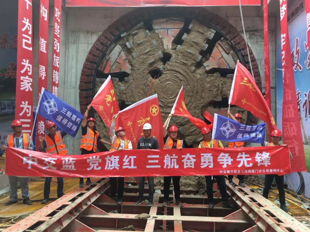 挑战杭州地铁小间距施工