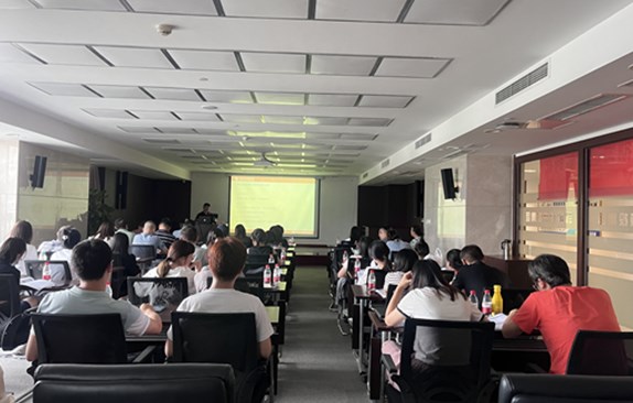 能源集团组织开展供应链贸易风险防控专题培训