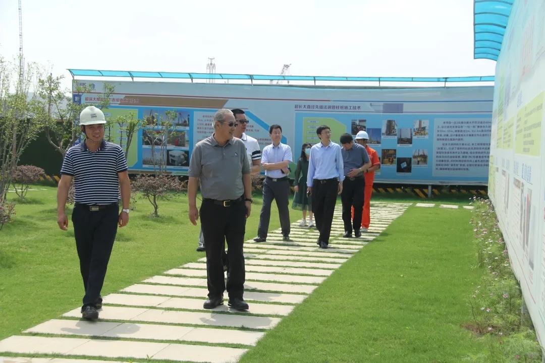 国资委央企督导组赴南京地下空间项目部开展安全生产与防疫工作检查