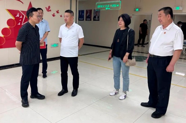 北京万和公益基金会常务理事长段衍国一行莅临华元医院参观指导