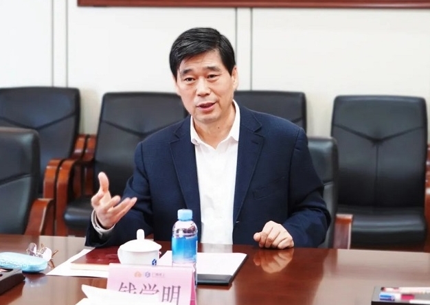 钱学明到集团公司调研指导