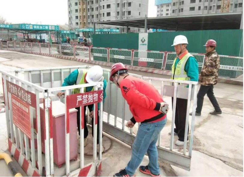 大兴国际机场安置房项目 丰台医院提质改建项目通过市绿色安全样板工地验收