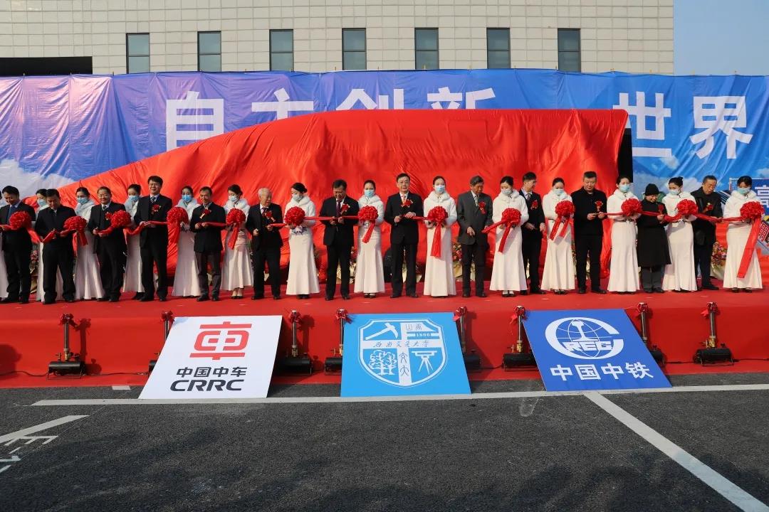 世界首台！中铁力量！