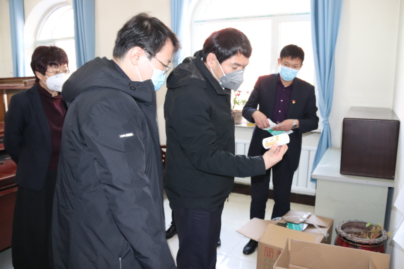 公司领导到二级单位就疫情防控工作进行调研
