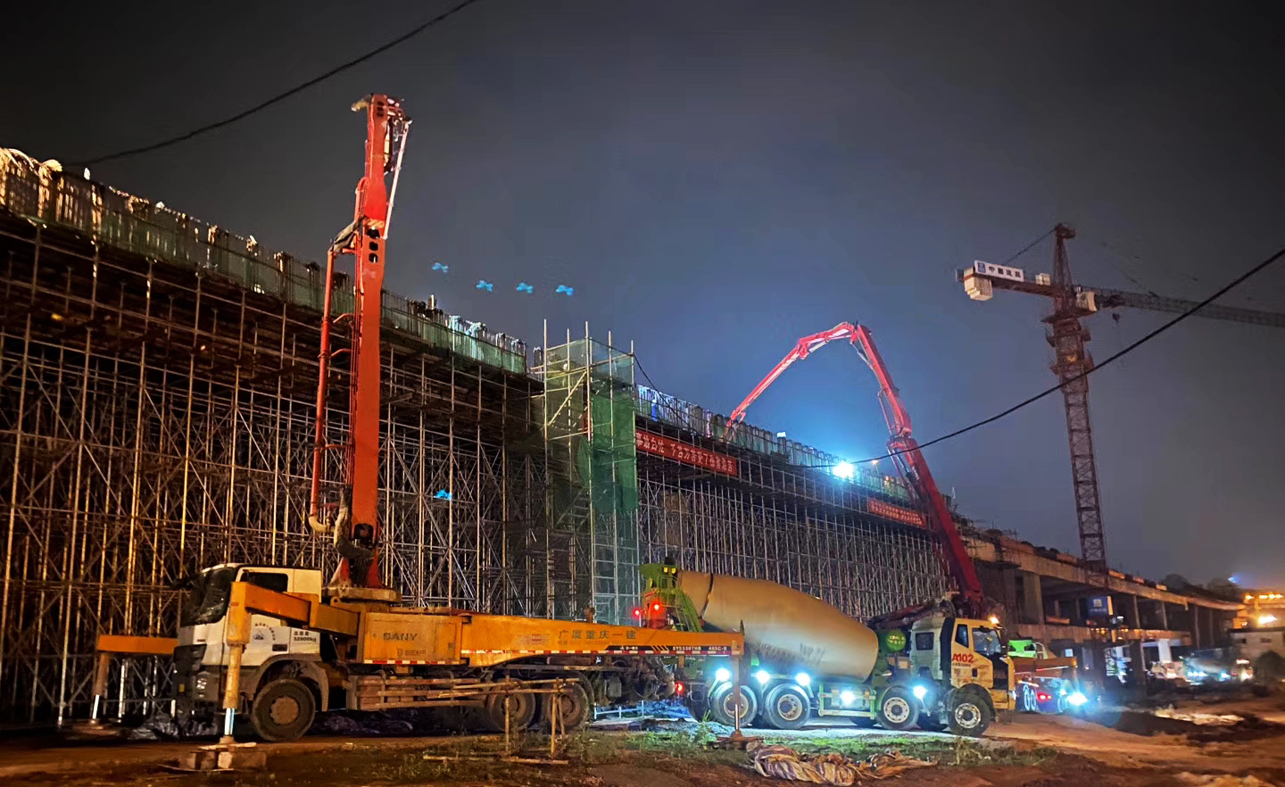 中建桥梁重庆轨道交通五号线江跳段最大单体箱梁顺利浇筑完成