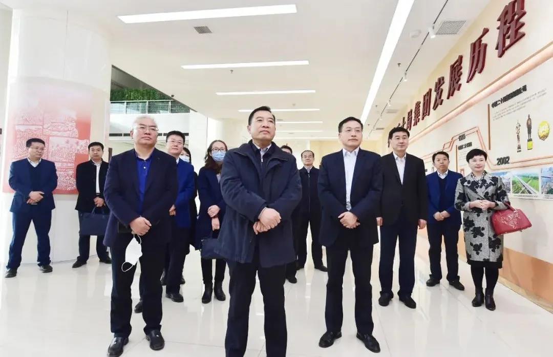 甘肃公航旅集团董事长石培荣到访中铁二十局