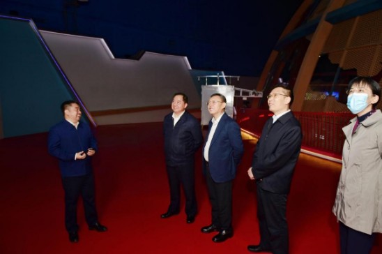 袁野赴中国电科调研