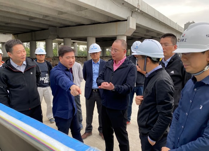 孙家林起重工国家级技能大师工作室 顺利通过重庆市人社局评估验收