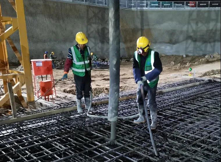 容西安置房项目首块底板顺利浇筑