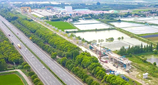 南沿江城际铁路（金坛段）首座连续梁合龙