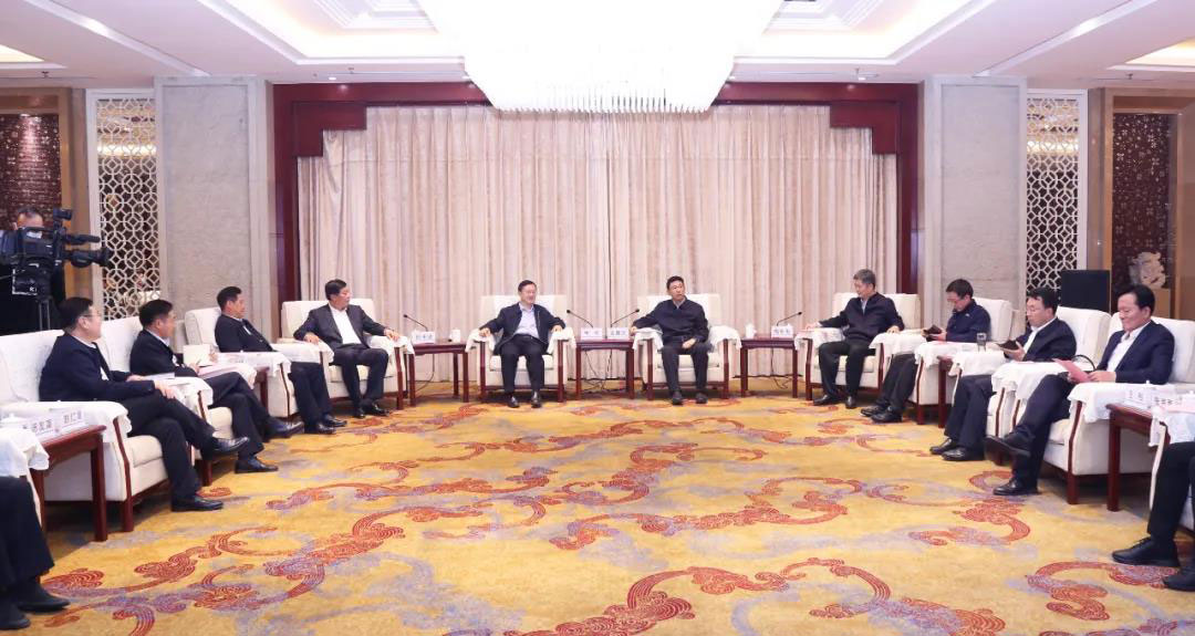 赵红鹰陪同李宁会见沧州市委书记王景武、市长梅世彤并到沧州在建项目指导调研