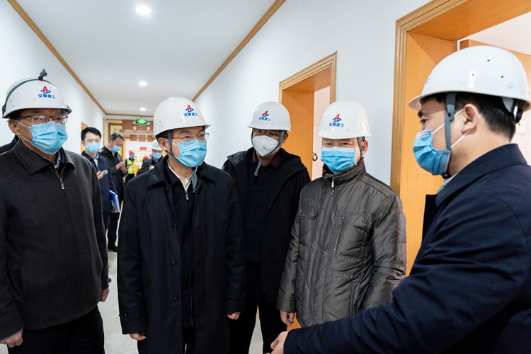 李中实地调研安徽三建半汤疫情防控备用医院改造工程建设