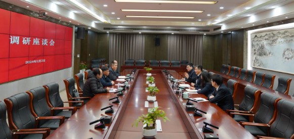 省人力社保厅党组成员、副厅长金林贵一行到集团调研指导山区县结对帮扶工作