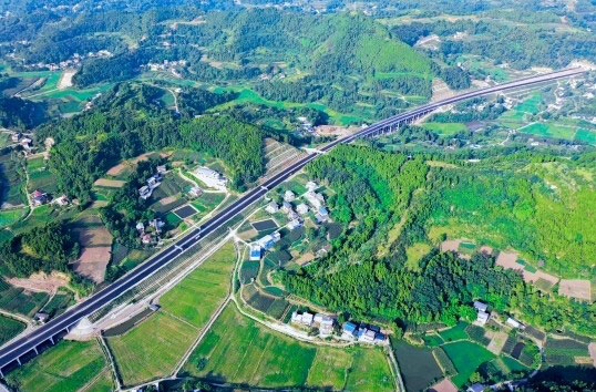 德遂高速公路建成通车