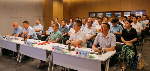 河南二建集团公司党委组织召开党纪学习教育专题党课