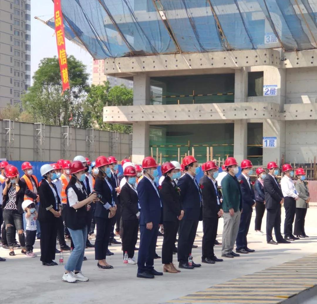 金环承建 | 润江壹号一期主体结构圆满封顶