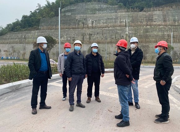匡波带队到礼悦路项目检查年底安全和疫情防控工作