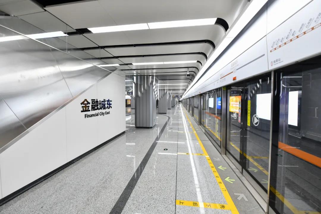 助力西南经济发展，国内一次性开通里程最长地铁通车