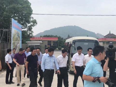 湖州市市长钱三雄考察浙江欣世纪生产基地
