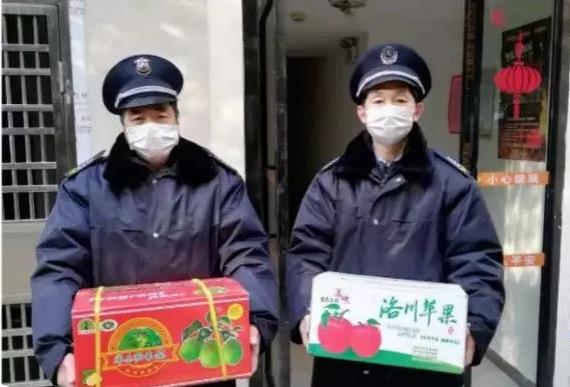 抗击疫情中，天心区这些温暖人心的瞬间......